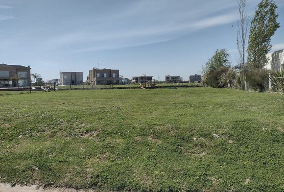 VENTA LOTE LAGOS DE CANNING FTE AL LAGO/PERMUTA