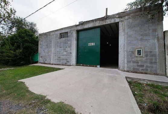 VENTA PILAR GALPON/TALLER TERRENO PROPIO