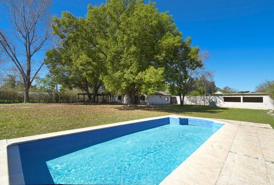 VENTA QUINTA C/PILETA FRANCISCO ALVAREZ PERMUTA!!!