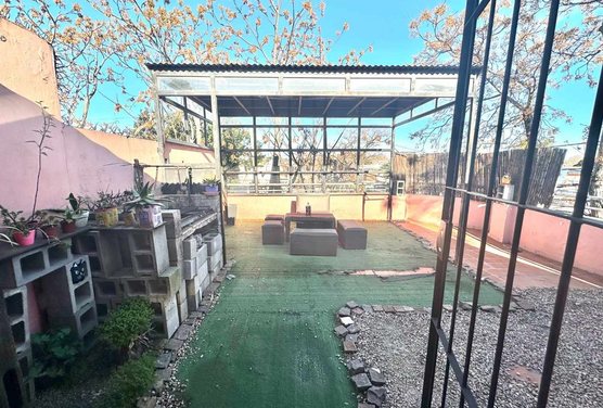 VENTA HERMOSO PH EN VILLA BALLESTER SIN EXPENSAS