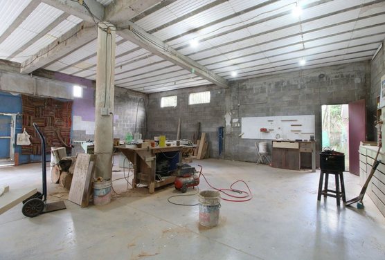 VENTA PILAR LOCAL/TALLER TERRENO PROPIO