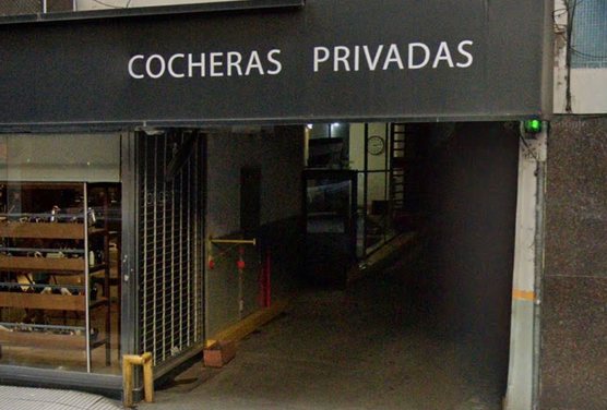 VENTA COCHERA FIJA EN BARRIO NORTE. GALLO y AGÜERO