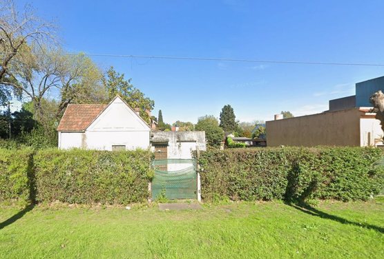 LOTE COMERCIAL EN VENTA, CASA A RECICLAR O DEMOLER