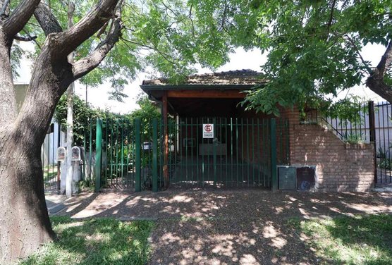Venta casa 3 amb c/ cochera Castelar