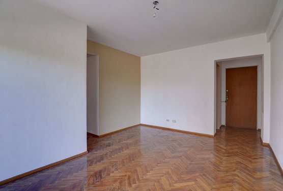 Venta Departamento 3 Ambientes con Balcón en Boedo