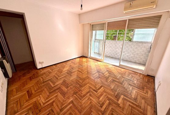 Venta con renta depto 3 ambientes balcón Almagro