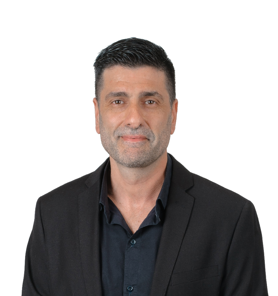 Leonel García