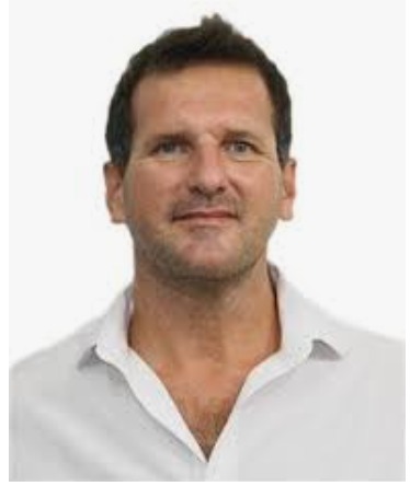 Martín Manias