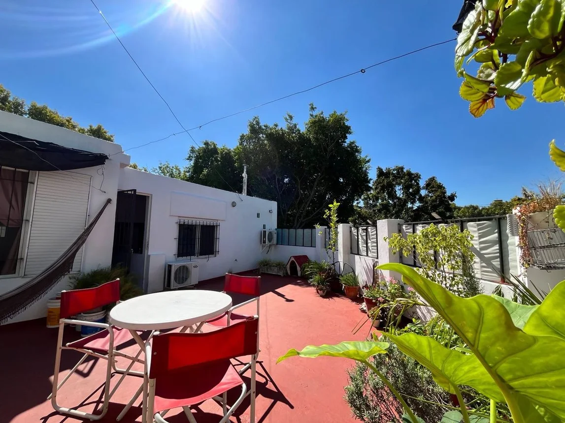 Casa de 4 ambientes en venta en Monte Castro, Benito Juárez 1800, foto 2