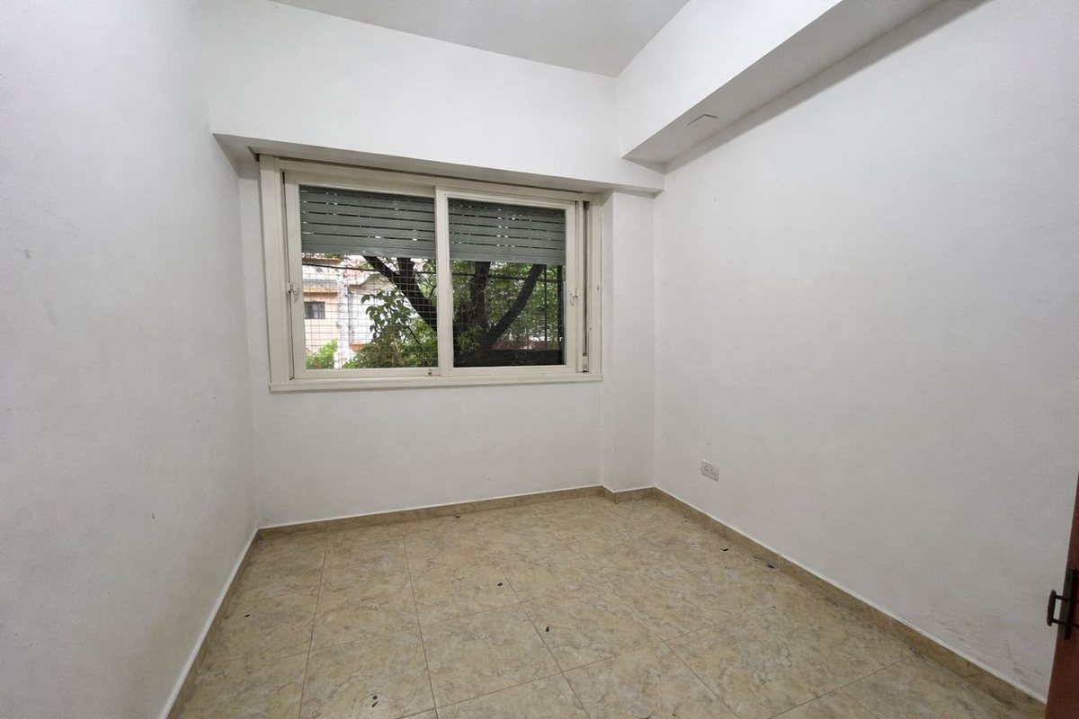 Foto 6 — VENTA DEPTO 4 AMB. BALCON FRENTE APTO CRED PERMUTA