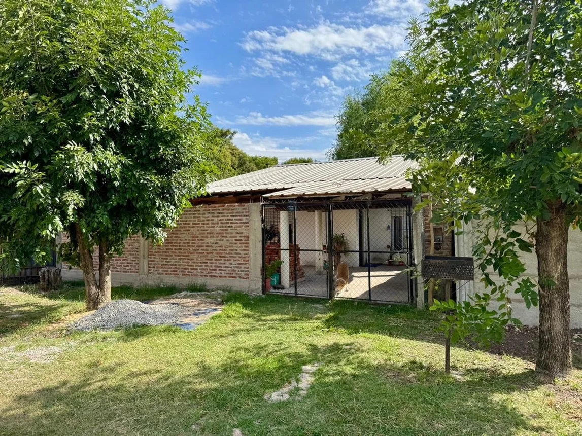 Casa de 4 ambientes en venta en Moreno, Athuel 1000, foto 3