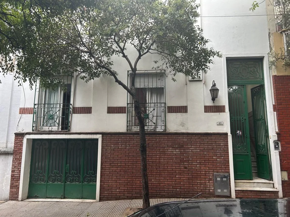 Casa de 5 ambientes en venta en Parque Patricios, Pasaje Apule 1600