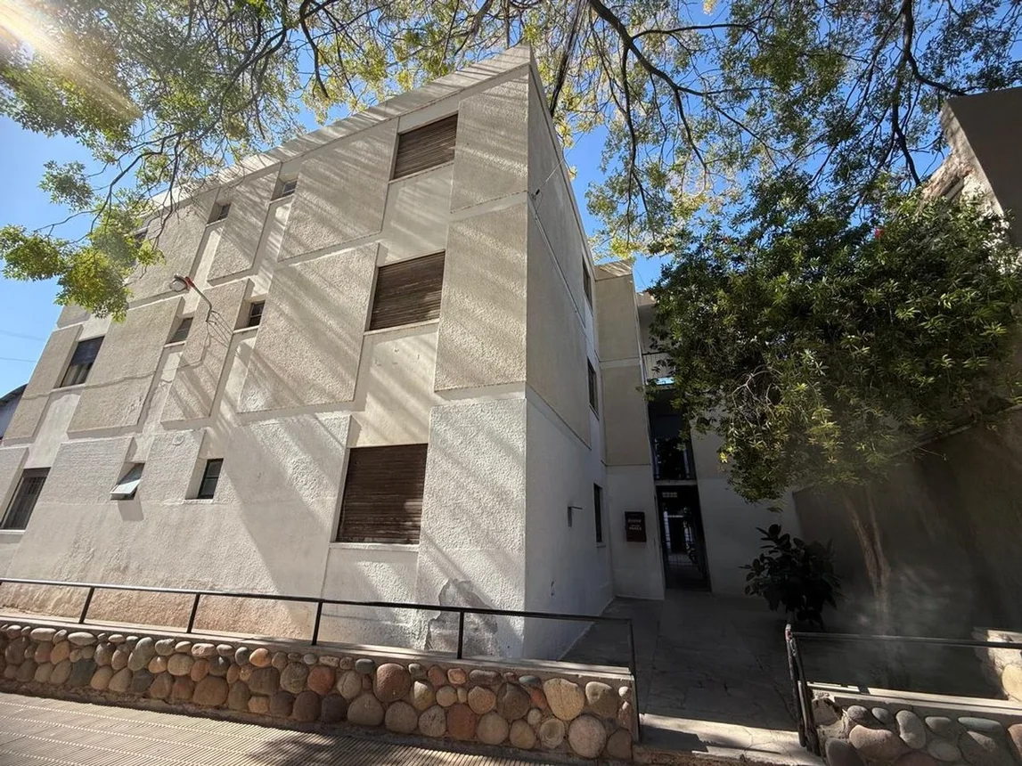 Departamento de 5 ambientes en venta en Guaymallén, Barcala 1900