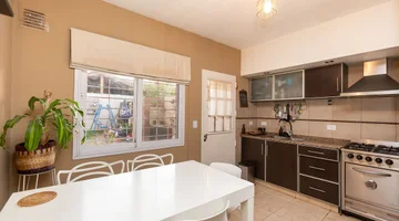 TRIPLEX, VENTA, 4 AMB, BELLA VISTA APTO CREDITO