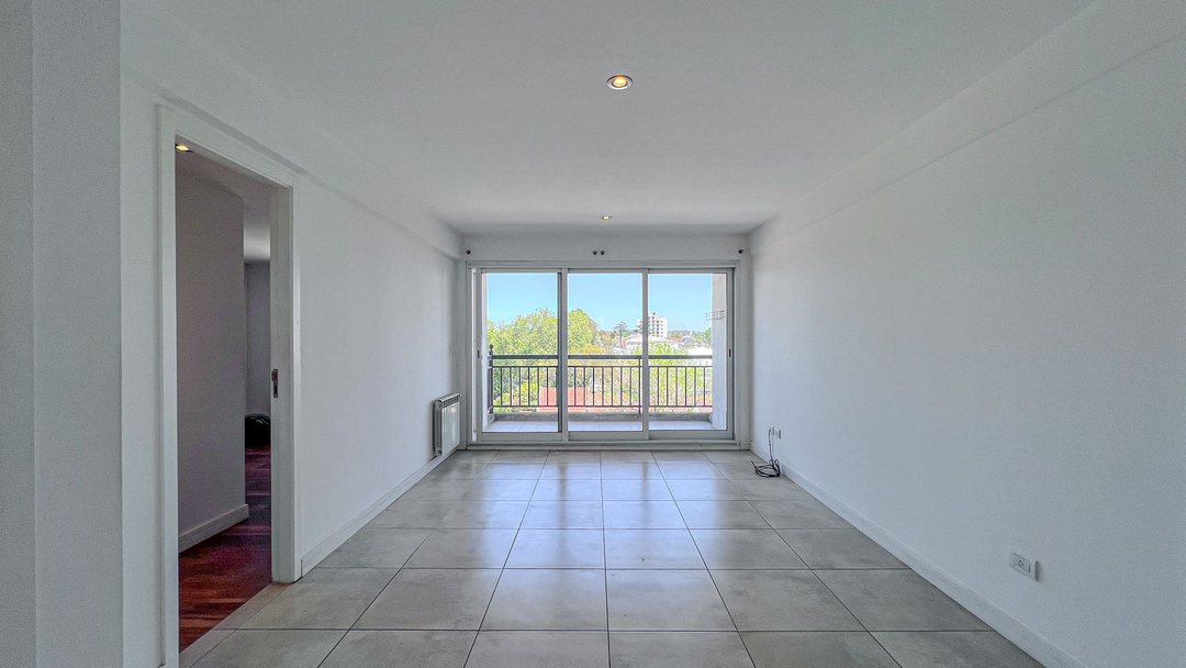 ALQUILER DEPARTAMENTO 2 AMBIENTES CHAUVIN COCHERA