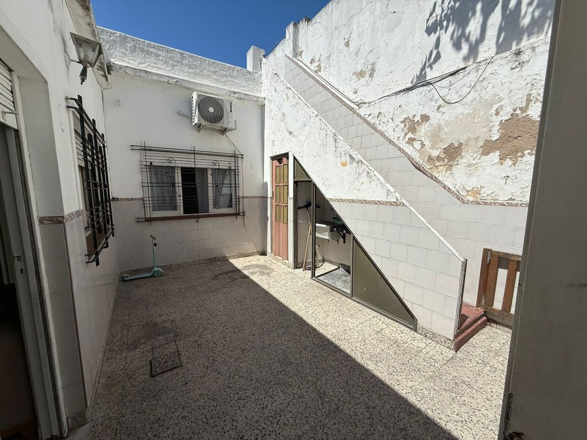 Foto 12 — CASA 4 AMB C/COCHERA, PATIO Y TERRAZA LOTE PROPIO