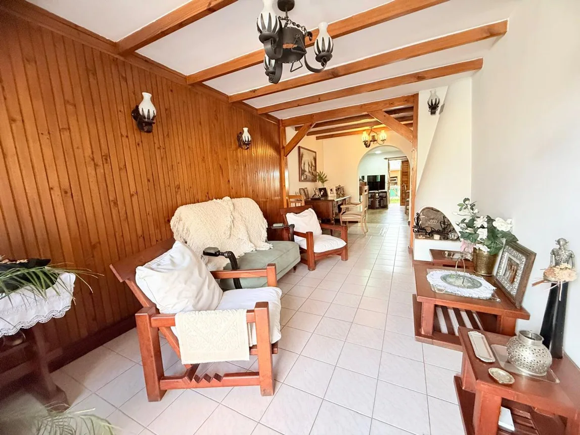 Casa en venta en Guaymallén, foto 2
