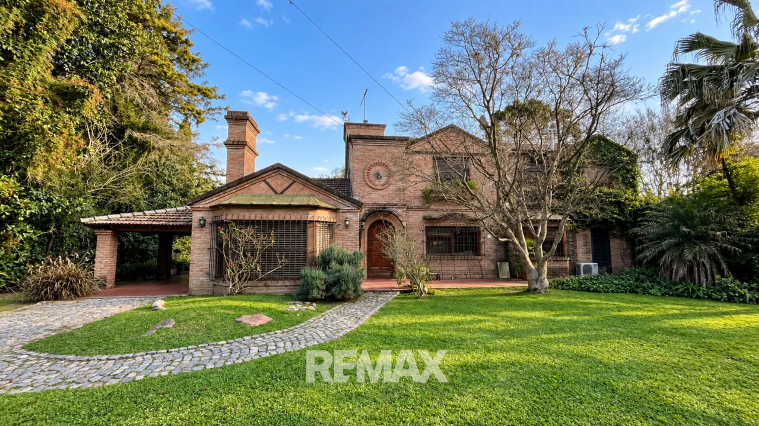 Casa de 5 ambientes en venta en Ingeniero Maschwitz, Querandies 200