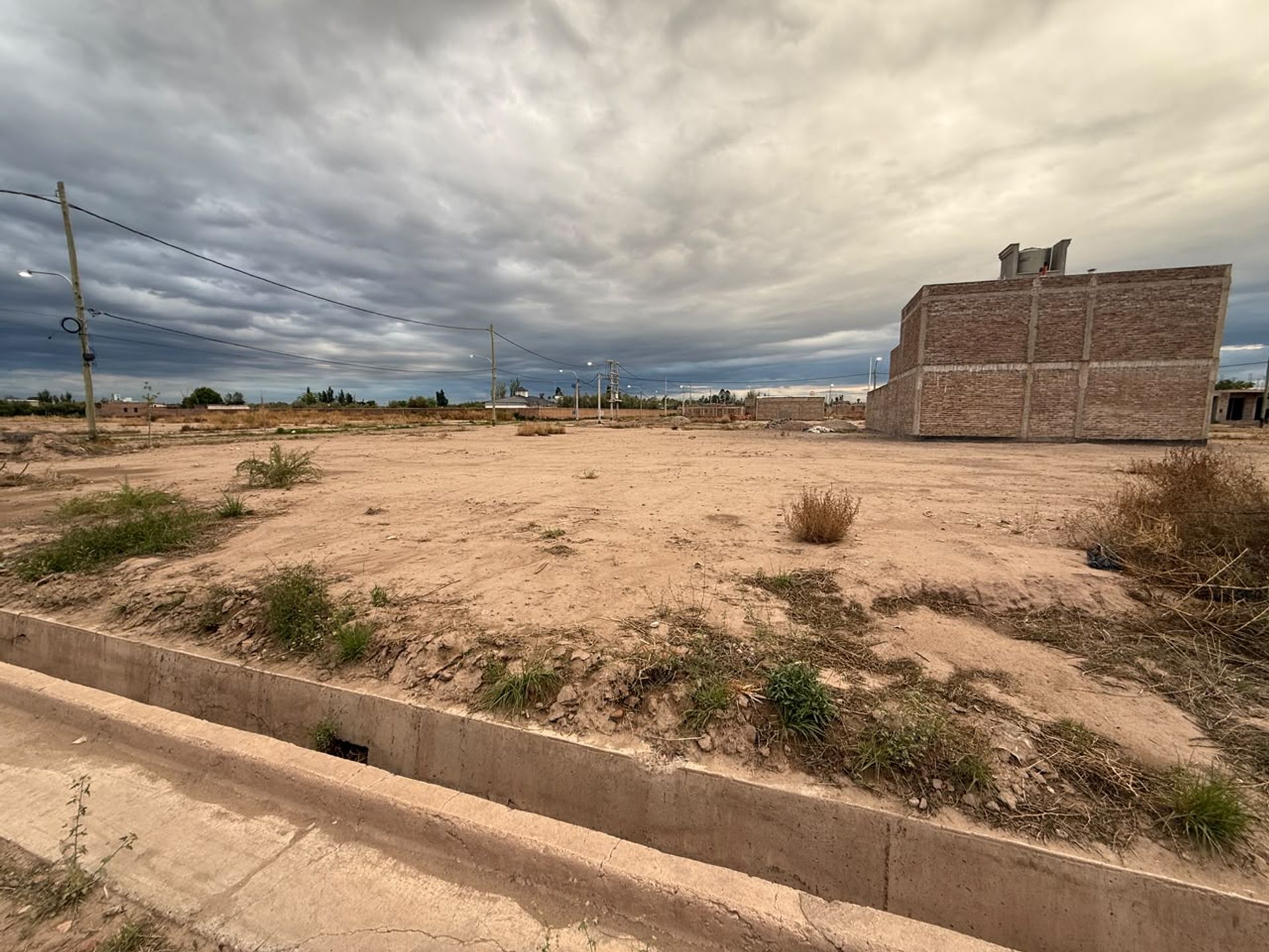 Terreno en Calle Desconocida  0