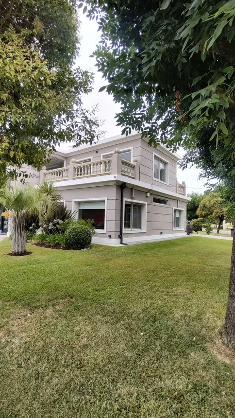Casa de 7 ambientes en venta en Canning, Sargento Cabral 4500, foto 3