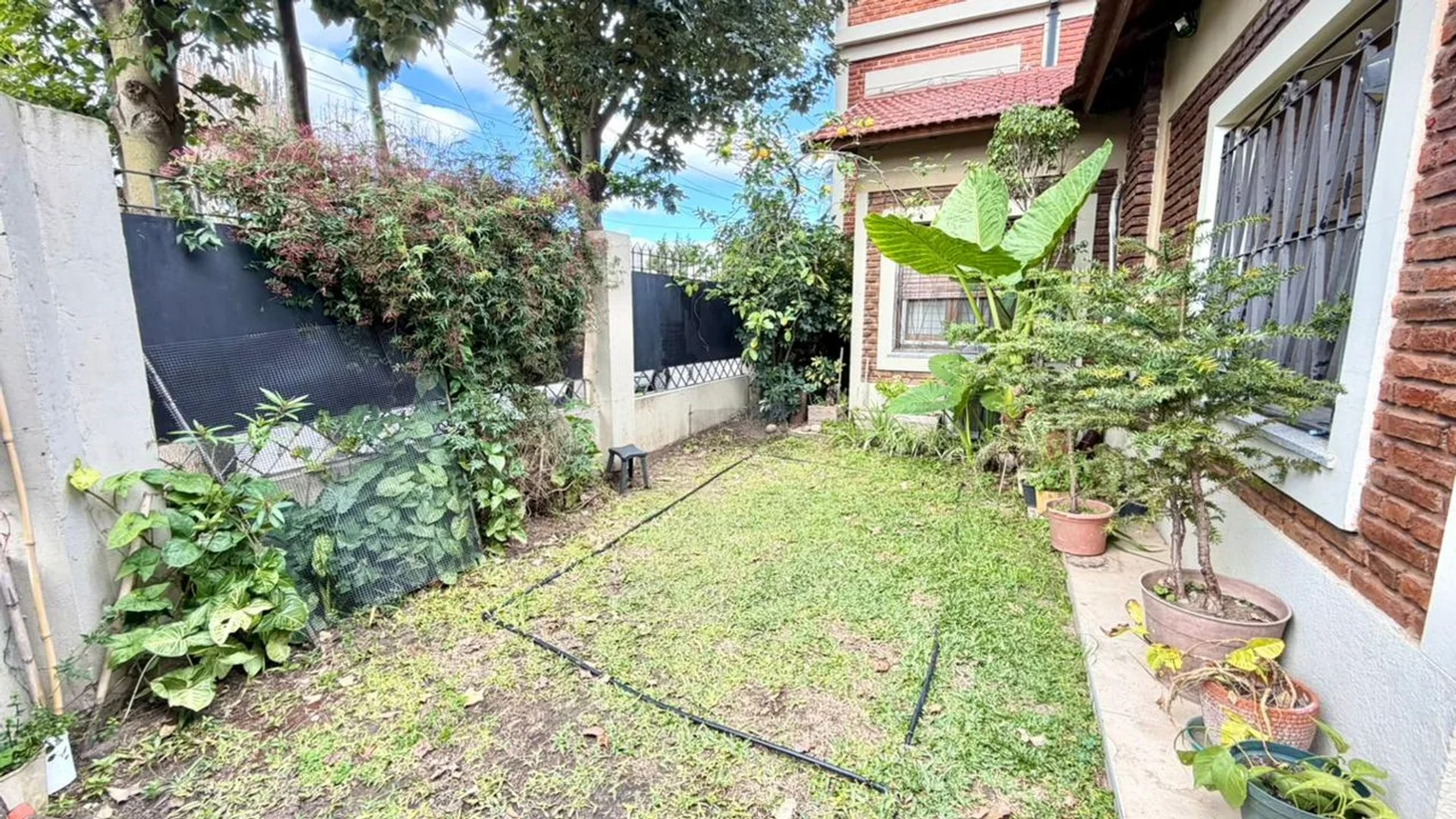 Casa de 4 ambientes en venta en Berazategui, Calle 143 600, foto 3