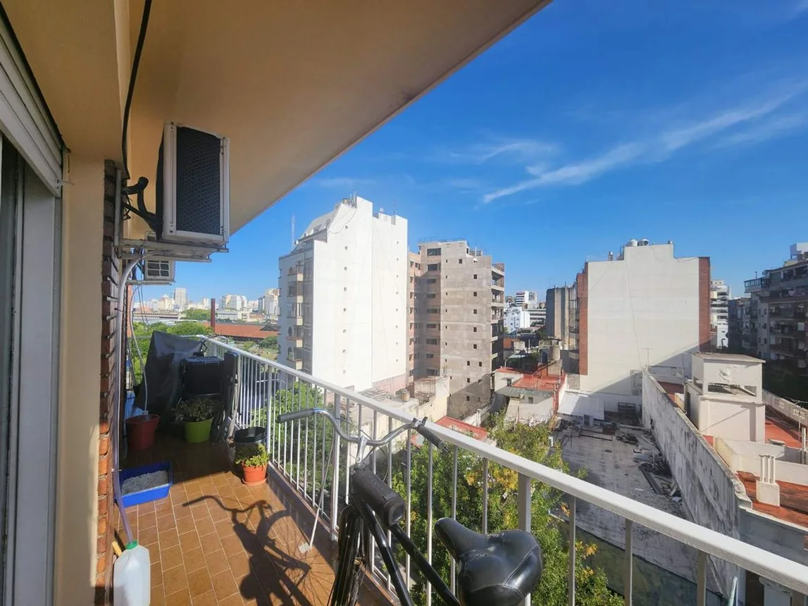 Departamento de 3 ambientes en venta en Almagro, Tte. Juan Domingo Peron 3300