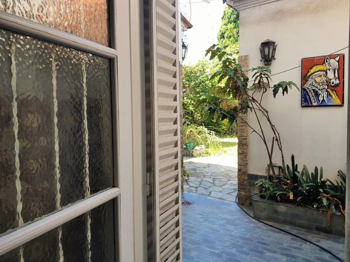 Casa de 4 ambientes en venta en Villa Devoto, Navarro 3400