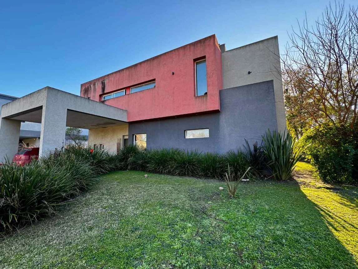 Casa en venta en General Rodríguez, foto 2