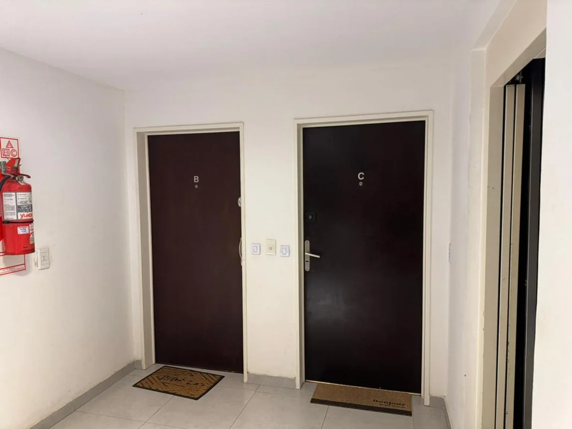 Departamento de 3 ambientes en venta en Martínez, Lima 1000, foto 4