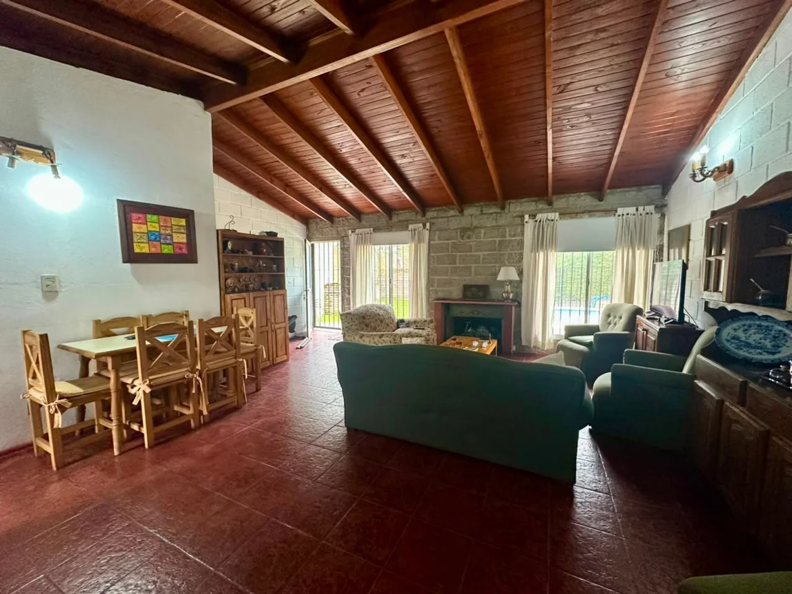 Casa de 3 ambientes en venta en Burzaco, Angelina Pagano 200, foto 2