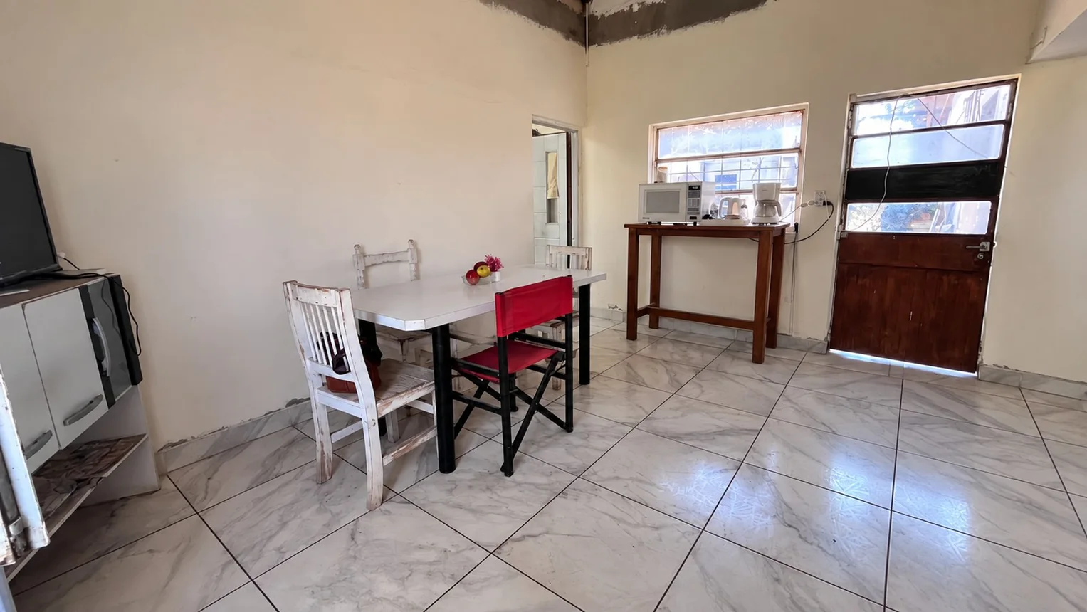 Casa de 4 ambientes en venta en Bahía Blanca, Juan Plunkett 3300, foto 2