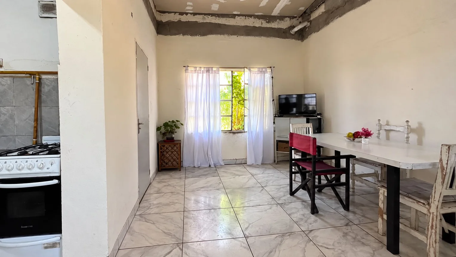 Casa de 4 ambientes en venta en Bahía Blanca, Juan Plunkett 3300
