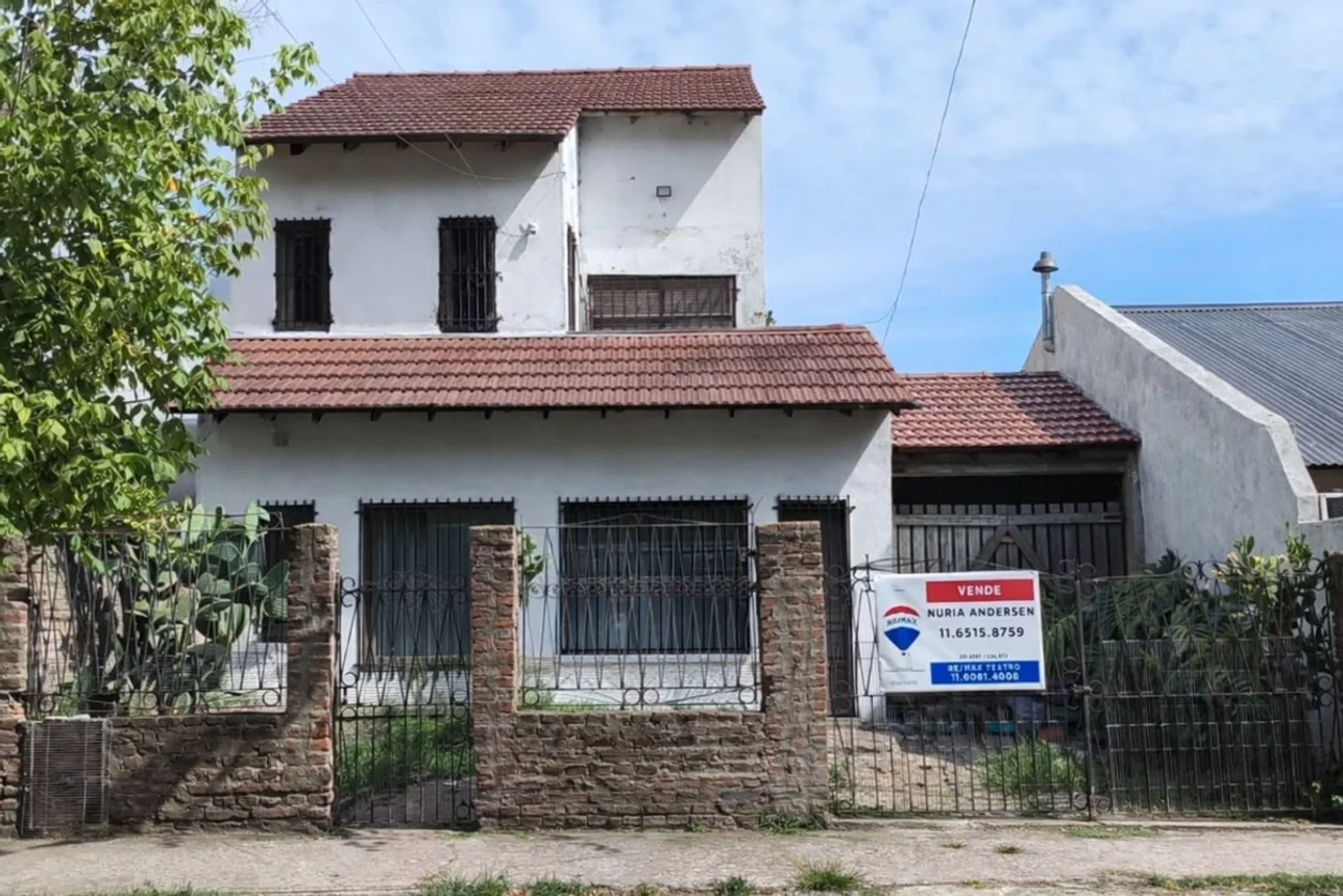 Casa dúplex en venta en Claypole