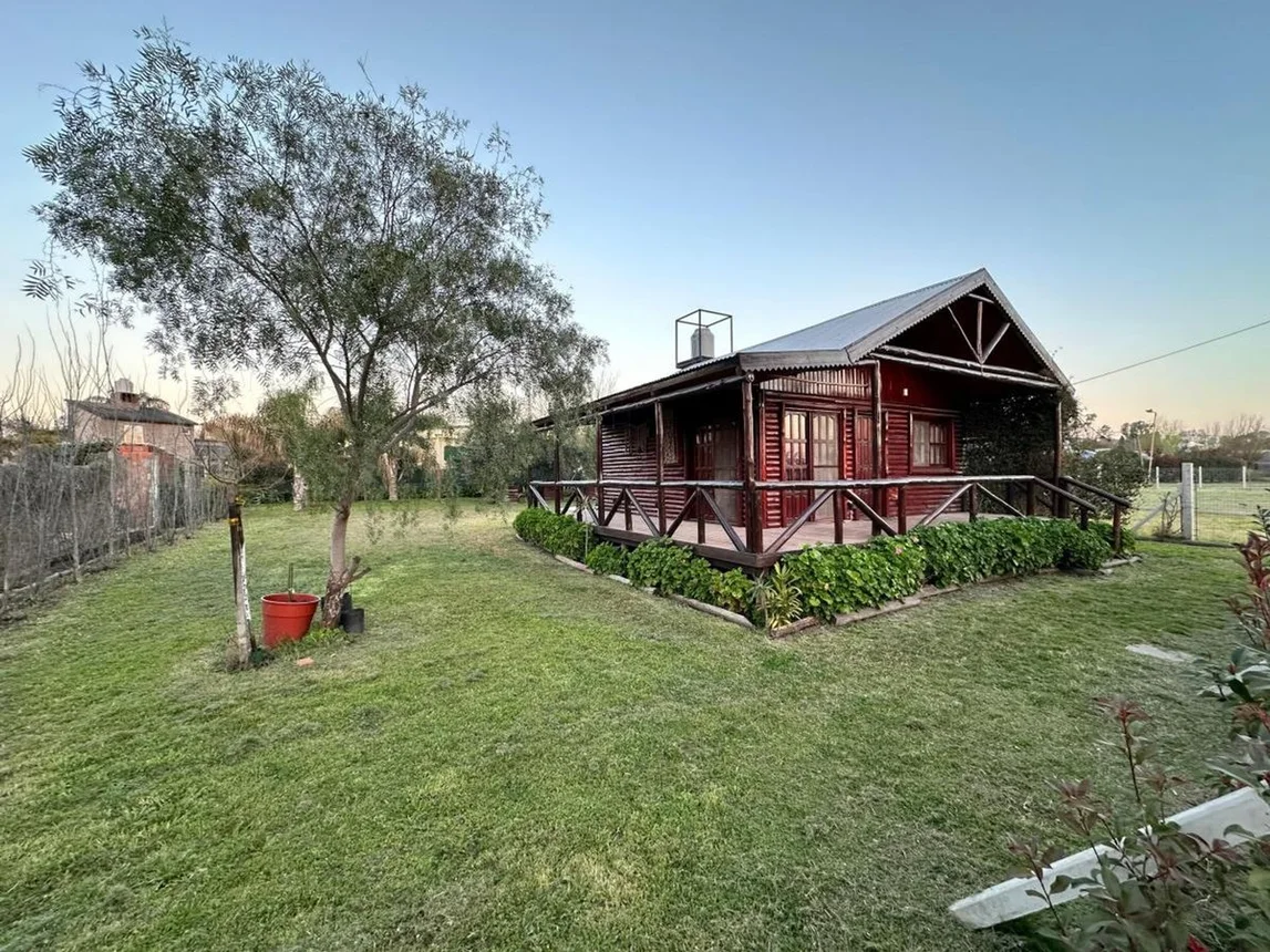 Casa en venta en Paraná, foto 2
