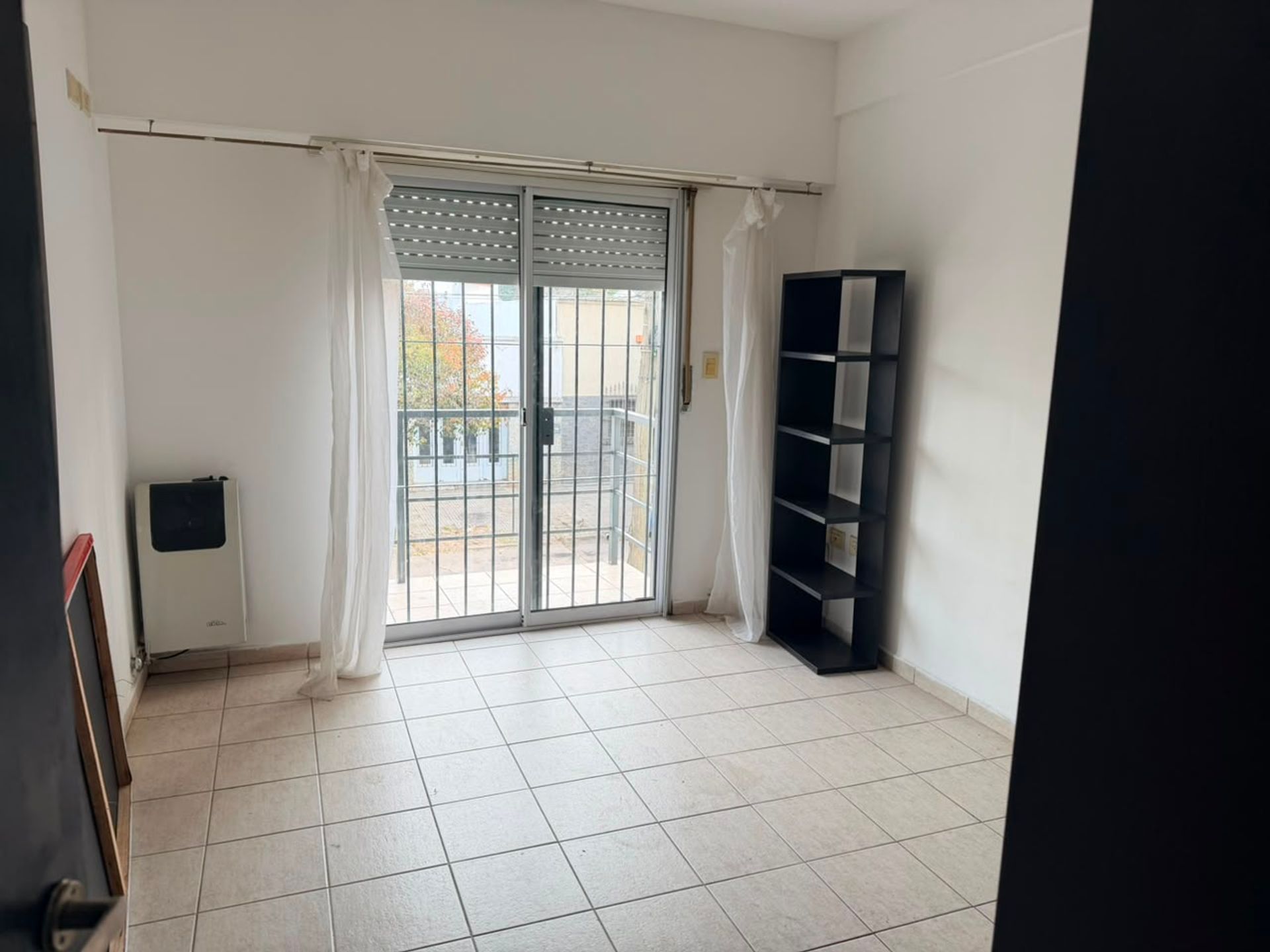 Foto 5 — DEPARTAMENTO EN ALQUILER LA PLATA 1 DORMITORIO