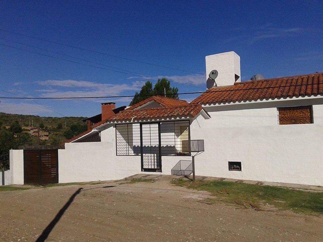 VENTA CASA Y DEPARTAMENTO EN VILLA CARLOS PAZ