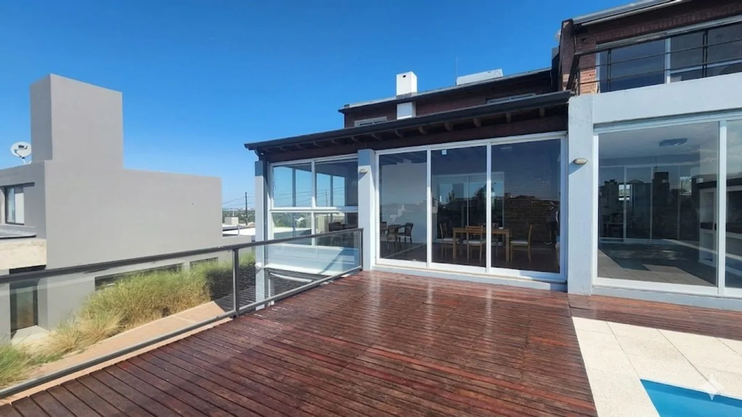 Casa de 9 ambientes en alquiler en Córdoba, Country Cinco Lomas 10400, foto 2