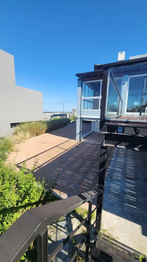 Casa de 9 ambientes en alquiler en Córdoba, Country Cinco Lomas 10400, foto 3