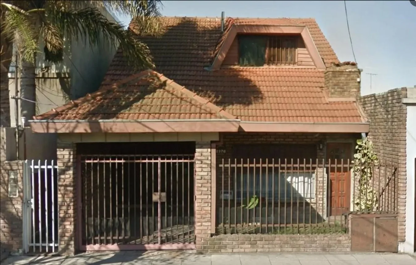 Casa de 4 ambientes en venta en Boulogne, Medrano 2300