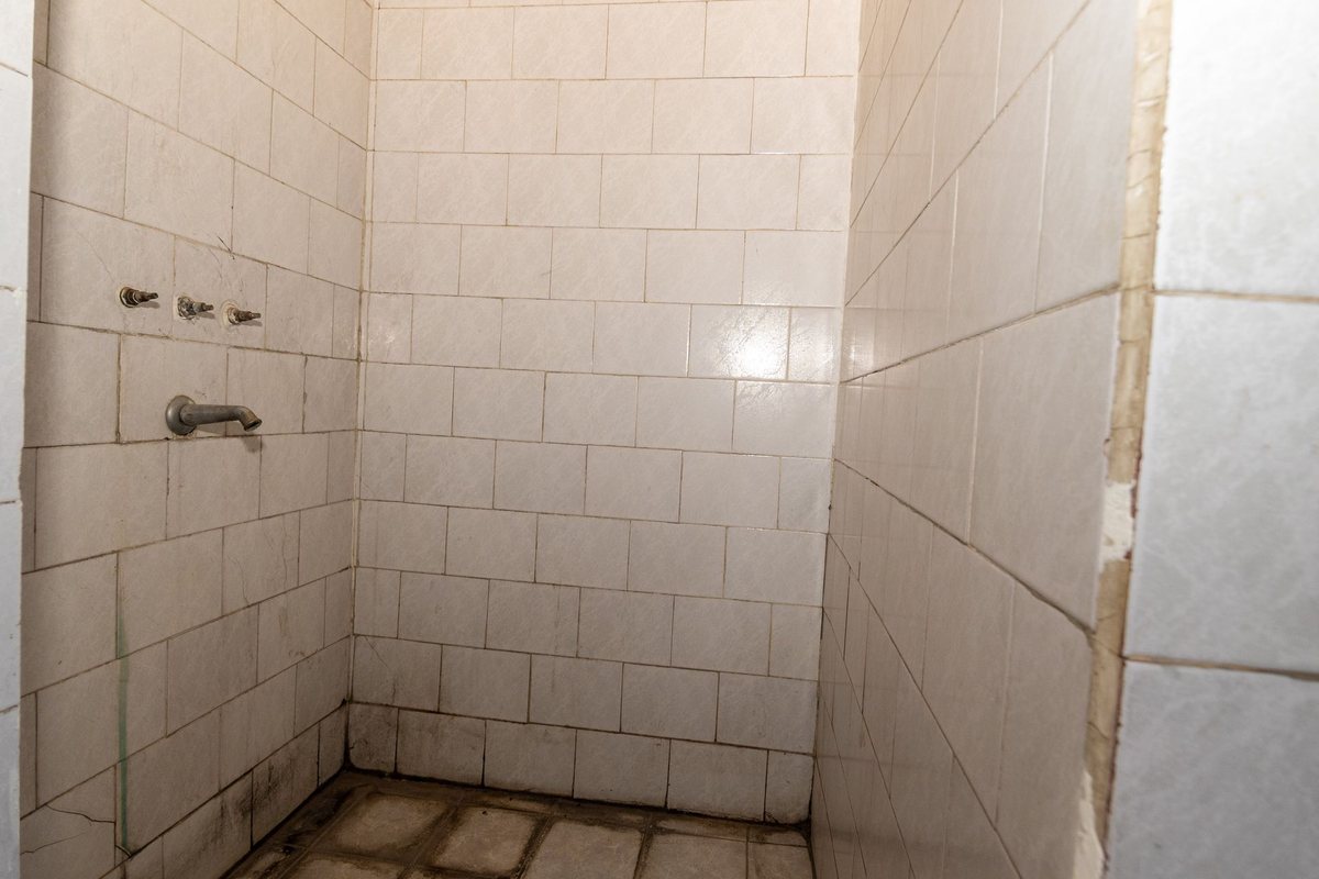 CASA EN VENTA SOBRE AV. EX COMBATIENTES - foto 16