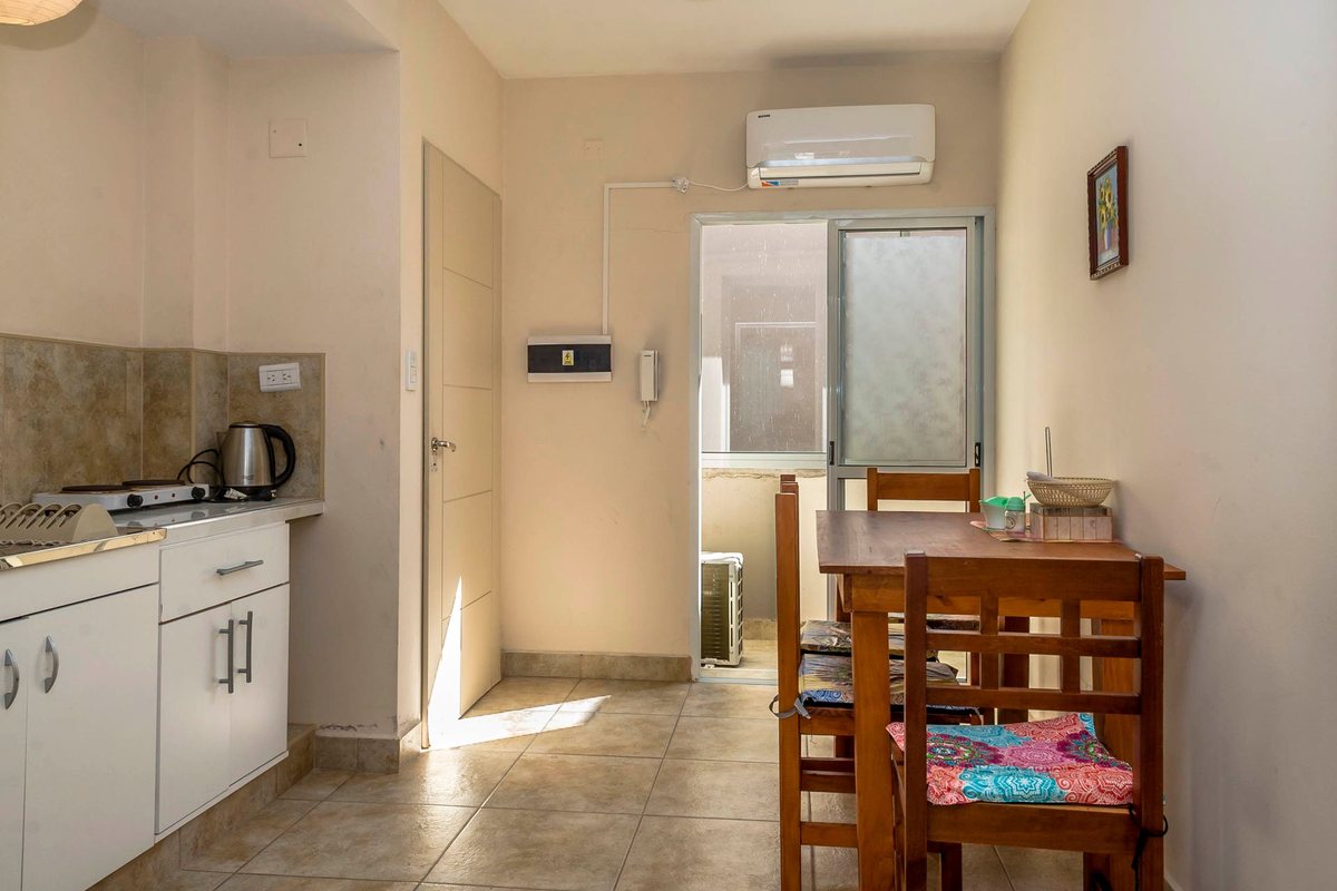 EDIFICIO EN VENTA MACROCENTRO 8 DPTOS Y 1 LOCAL - foto 14