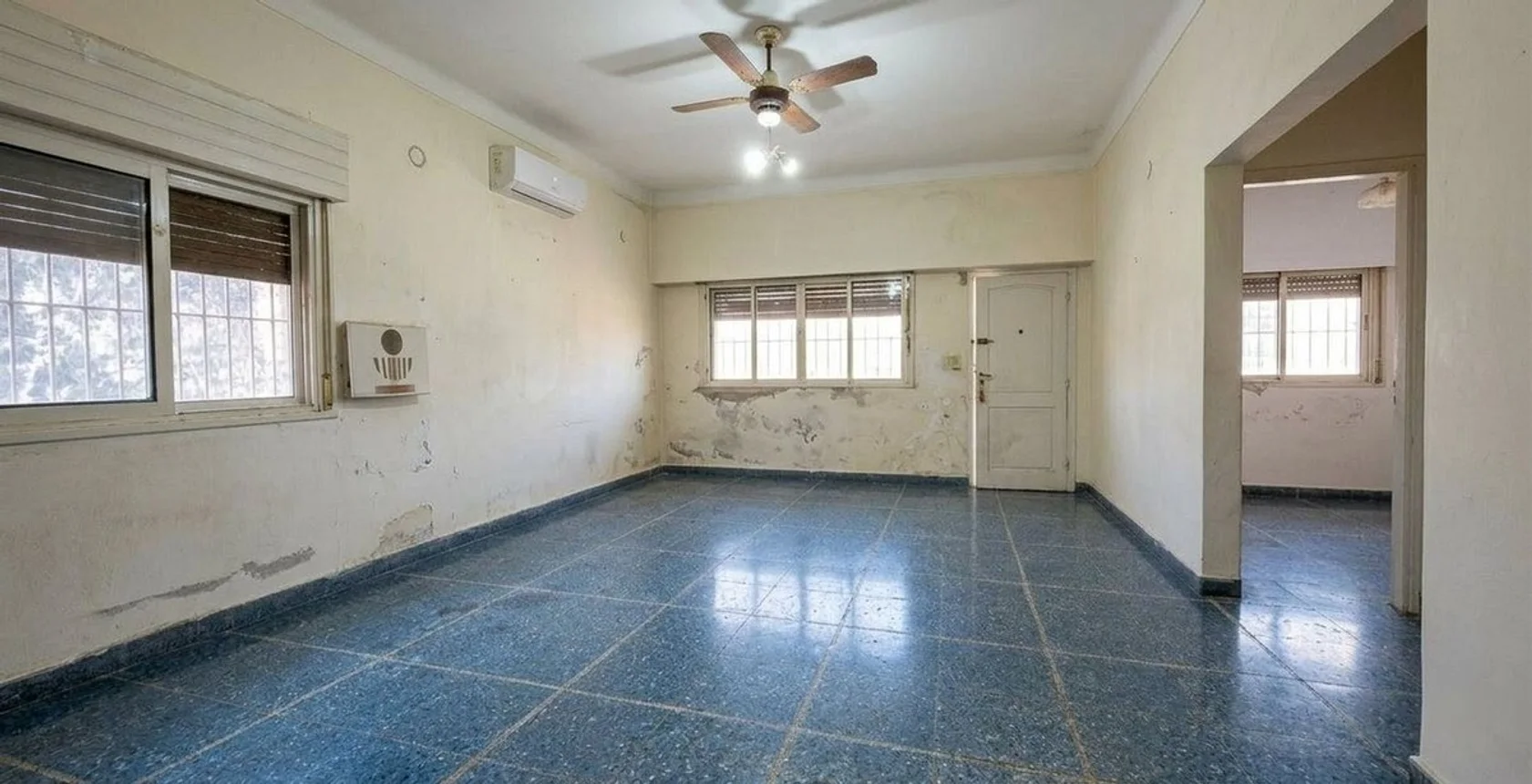 Casa de 3 ambientes en venta en Villa Luzuriaga, Garibaldi 5000, foto 4