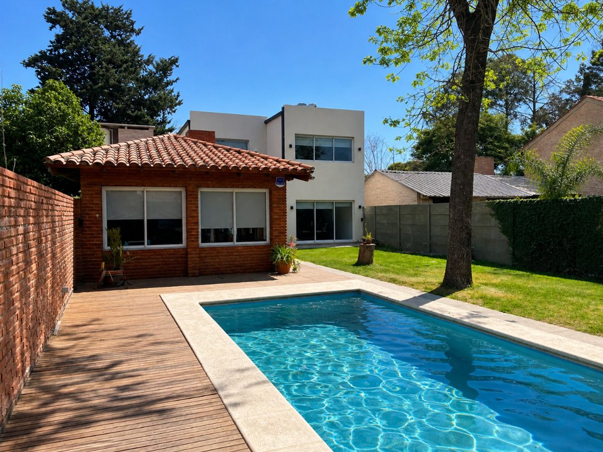 Venta Casa en Pueblo Esther - Excelente Ubicación