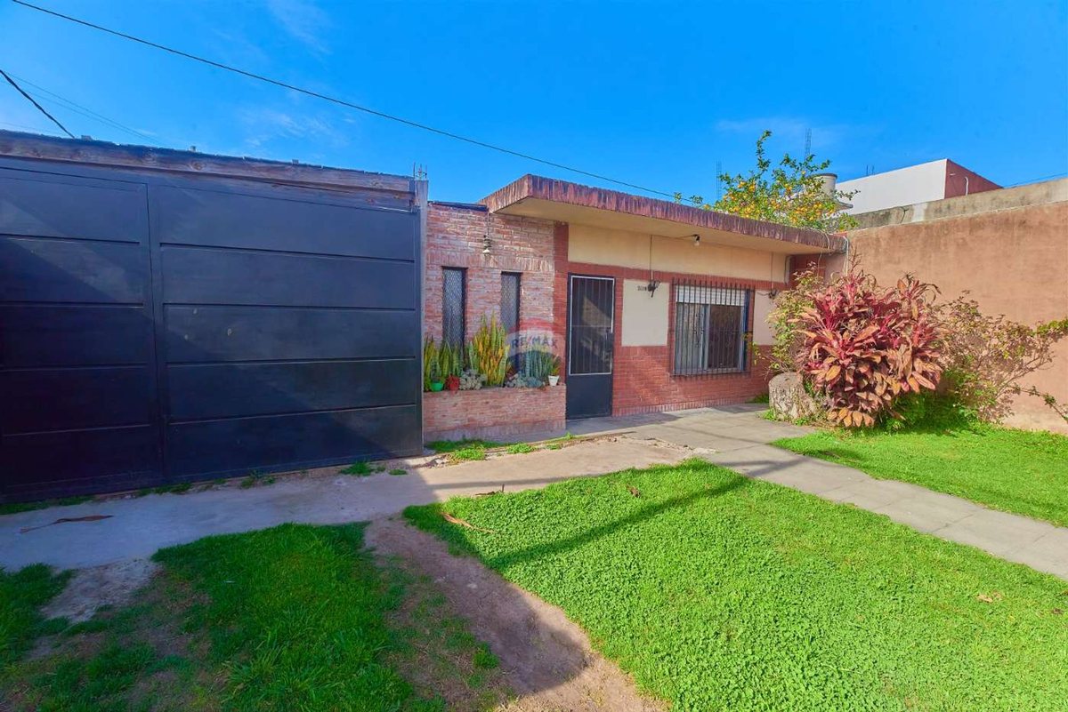 Foto 6 — CASA EN VENTA QUILMES OESTE 3 DORMITORIOS PARQUE