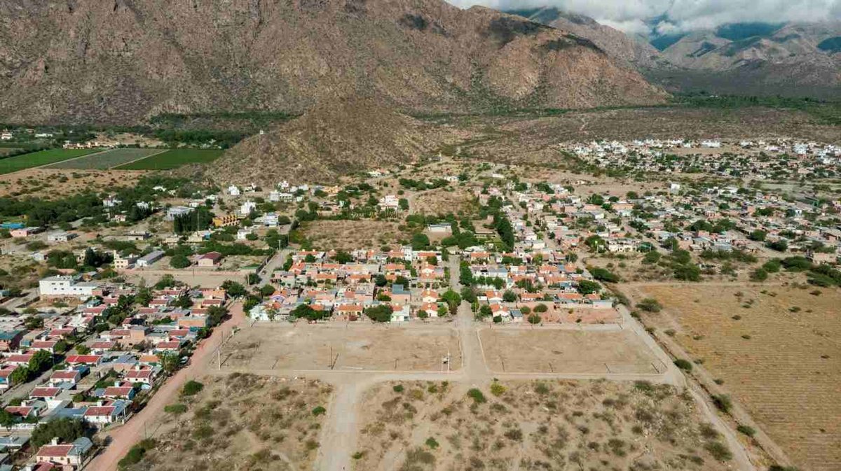 TERRENOS EN VENTA PUEBLO DE CAFAYATE SALTA 270 MT2 - foto 19