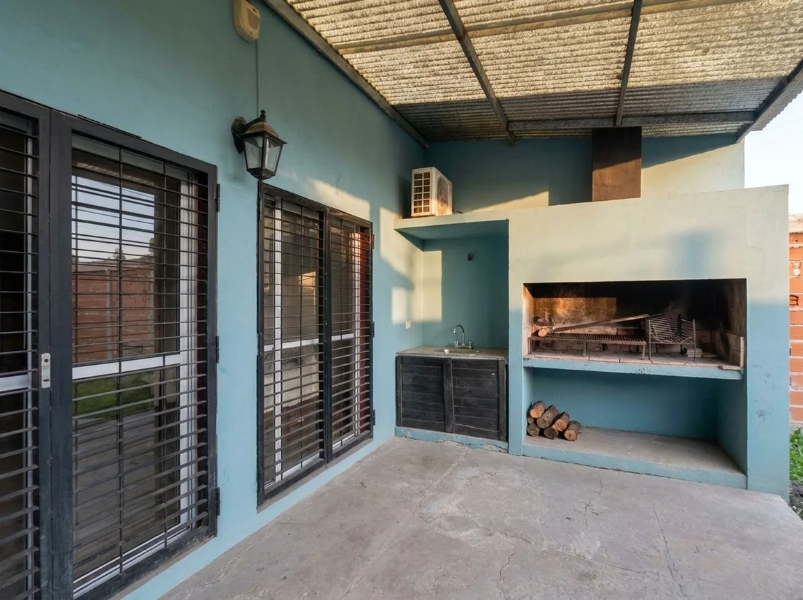 Casa en venta en La Plata, foto 3