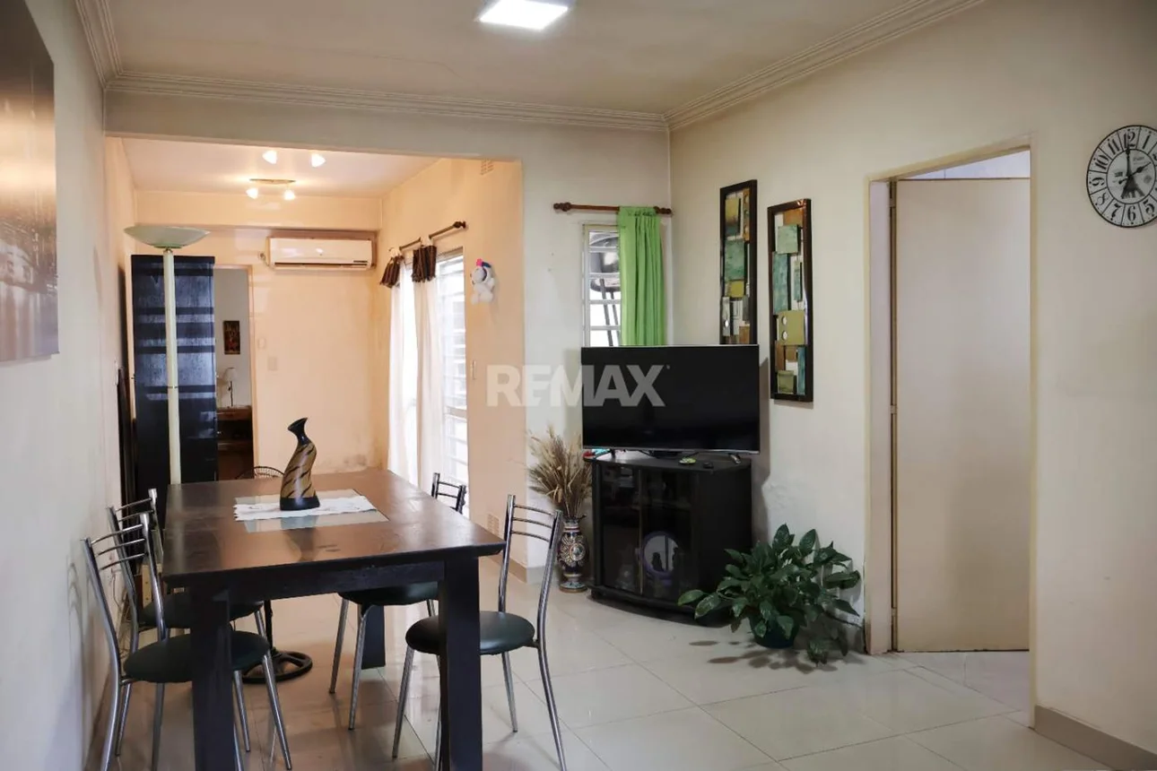 PH de 2 ambientes en venta en Villa Luro, Miranda 5600