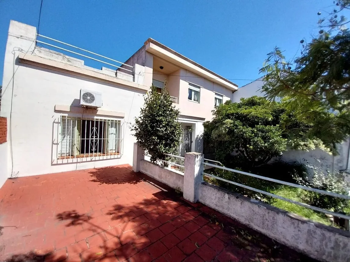 Casa de 4 ambientes en venta en Villa Lugano, Murguiondo 4600, foto 4
