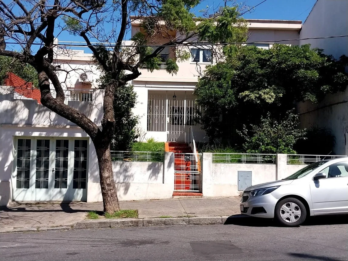 Casa de 4 ambientes en venta en Villa Lugano, Murguiondo 4600, foto 2