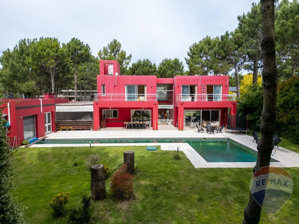 Casa en venta en Pinamar, foto 3